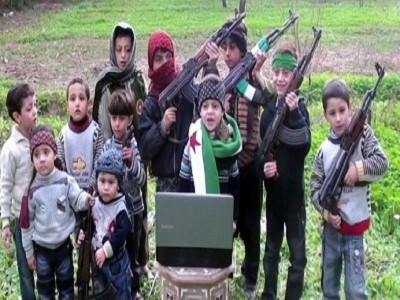 الثورة السورية تجند الأطفال